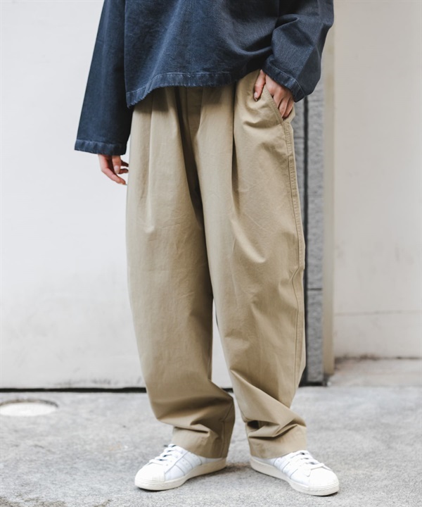 FORK&SPOON 棉質斜紋弧線剪裁長褲