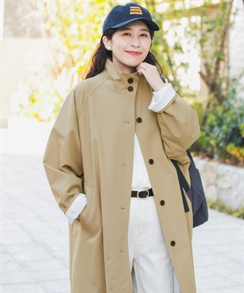 背面約克立領大衣