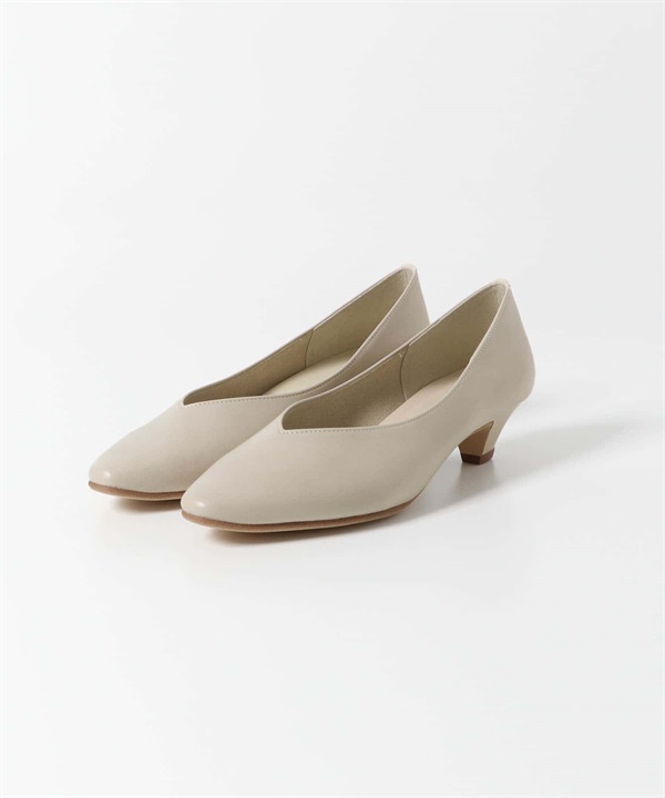 柔軟低跟鞋