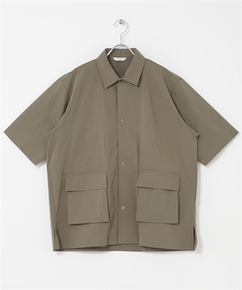 彈性大口袋短袖襯衫