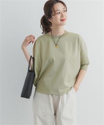 羅馬布拼接蝙蝠袖套衫