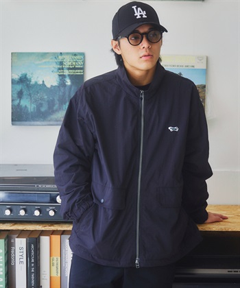 【別注】PENNEYS×DOORS THE FOX織標尼龍立領夾克