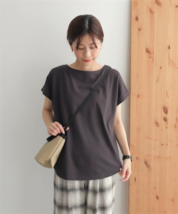 add fabrics 寬版法式袖T恤