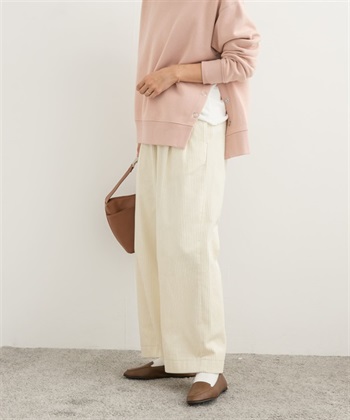 燈芯絨打褶寬褲