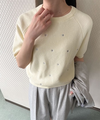 金蔥點點刺繡針織衫