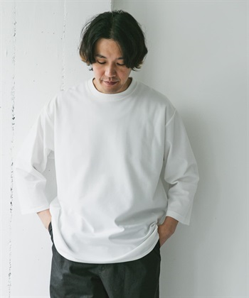 羅馬布八分袖圓弧下襬T恤