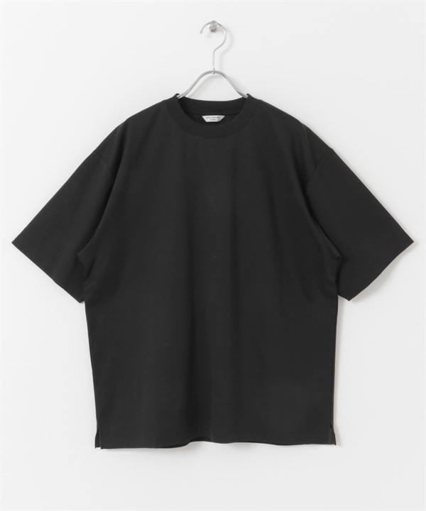 UR TECH Summer Share 圓領T恤(黑色-M-BLACK)