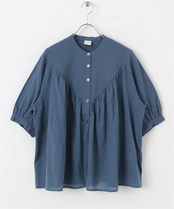 棉質巴里紗碎褶V字剪接罩衫(藍色-M-BLUE)