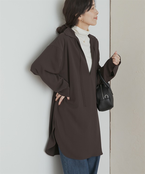 V字領緣長版襯衫