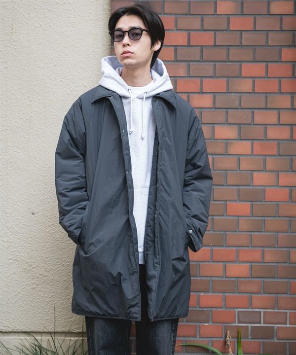 輕量尼龍巴爾瑪肯填充大衣