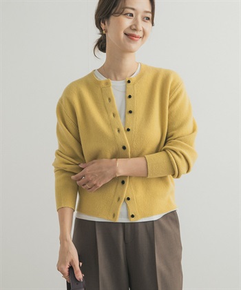 緞紋包扣羊毛合身開襟衫