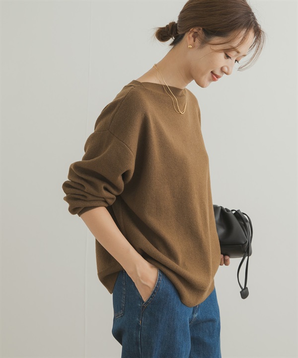 棉混羊毛船型領針織衫