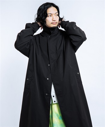 EKAL / SOLOTEX®斜紋A字剪裁大衣