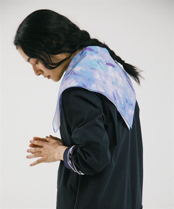 EKAL / 大理石印花方巾