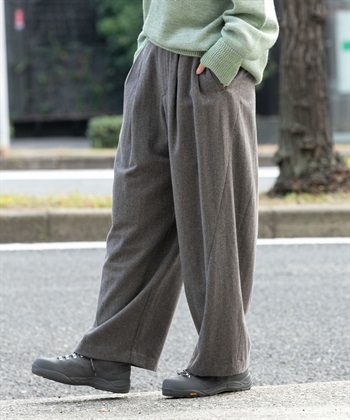 羊毛粗花呢長褲