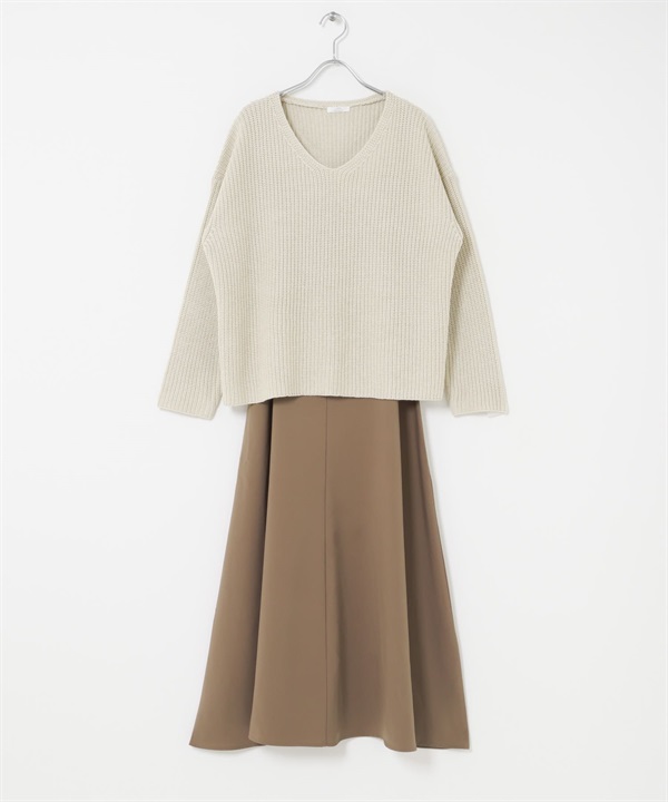 【成套組合】V領畦編針織衫 × 細肩帶洋裝(膚色-FREE-BEIGE)