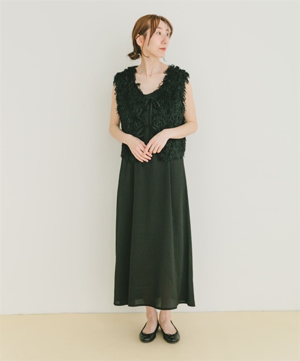 【成套組合】羽毛紗背心 x 細肩帶洋裝