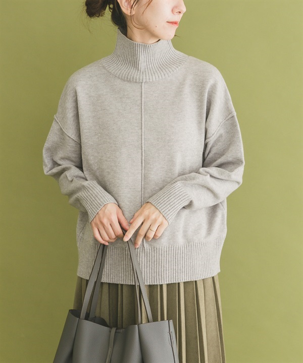 高領寬版針織衫