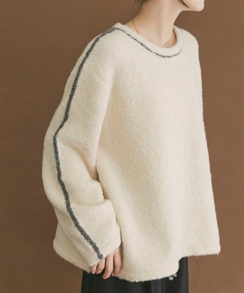 圈圈紗滾邊針織衫