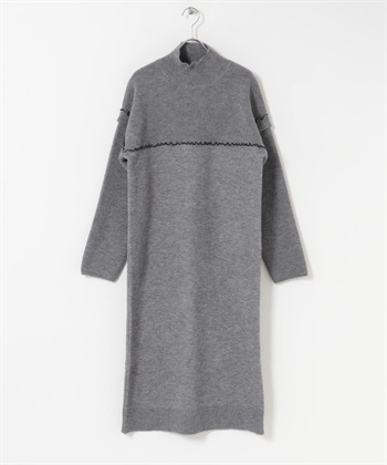 高領縫線針織洋裝