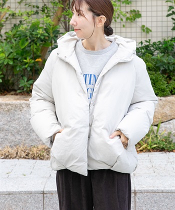 GREEN DOWN 繭型連帽羽絨外套