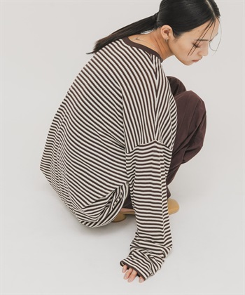 透膚橫紋寬鬆針織衫