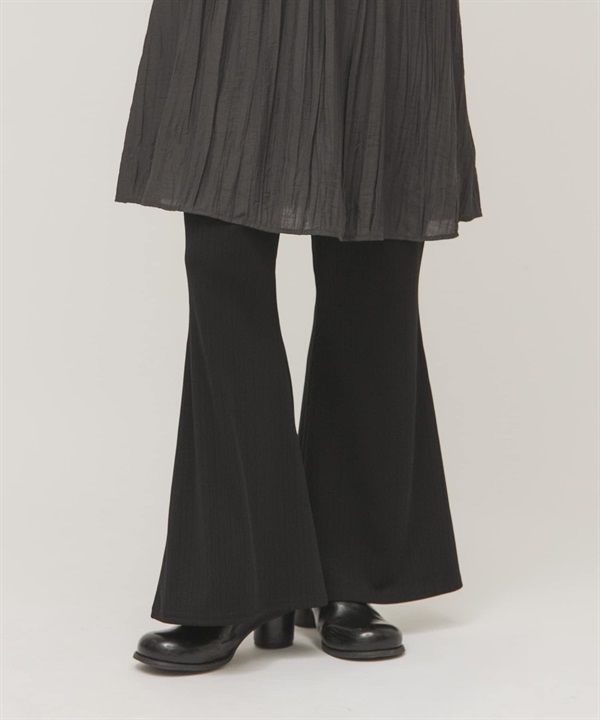 輕便羅紋喇叭褲