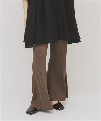 輕便羅紋喇叭褲