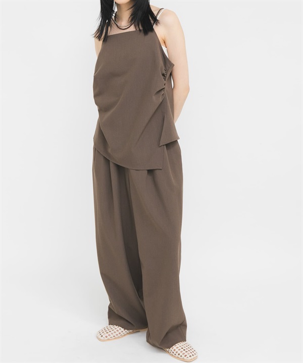 【成套組合】側邊抓皺吊帶背心 x 長褲