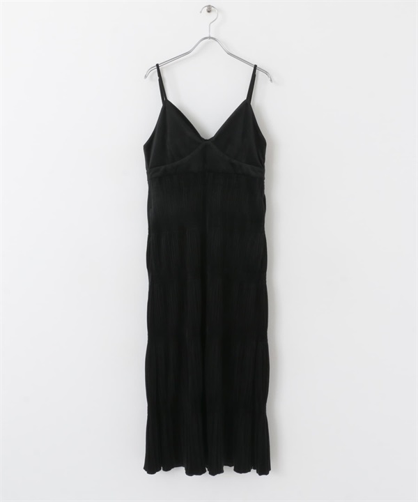 層次縮褶細肩帶洋裝(黑色-one-BLACK)