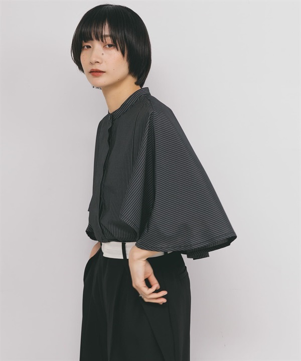 直條紋披風襯衫