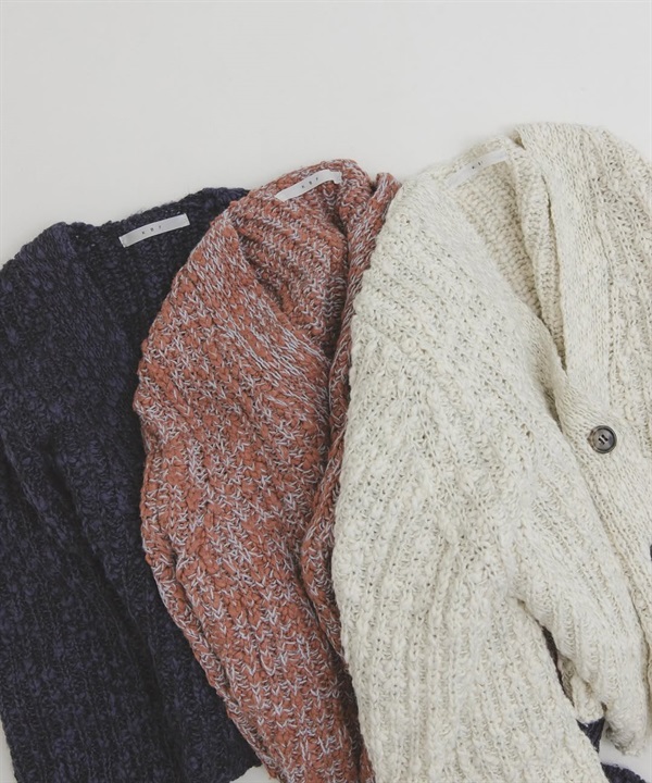 混粗節紗短版開襟衫