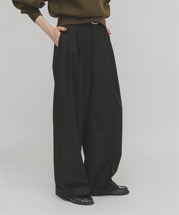 中央壓線直筒褲