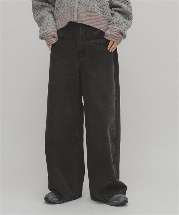 扣帶寬版牛仔褲