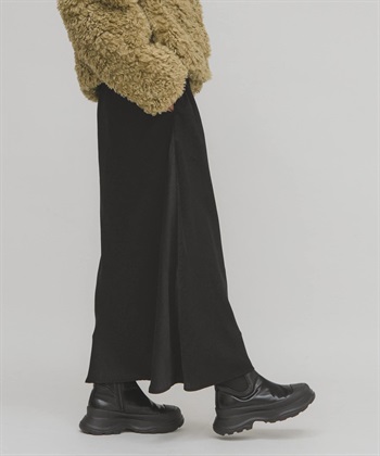 不規則緞紋窄裙