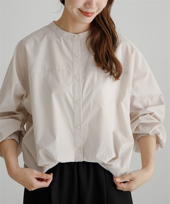 正面打褶立領襯衫