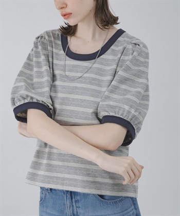 多彩橫紋泡泡袖套衫