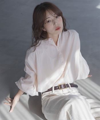 空氣感棉質打褶蓬袖罩衫