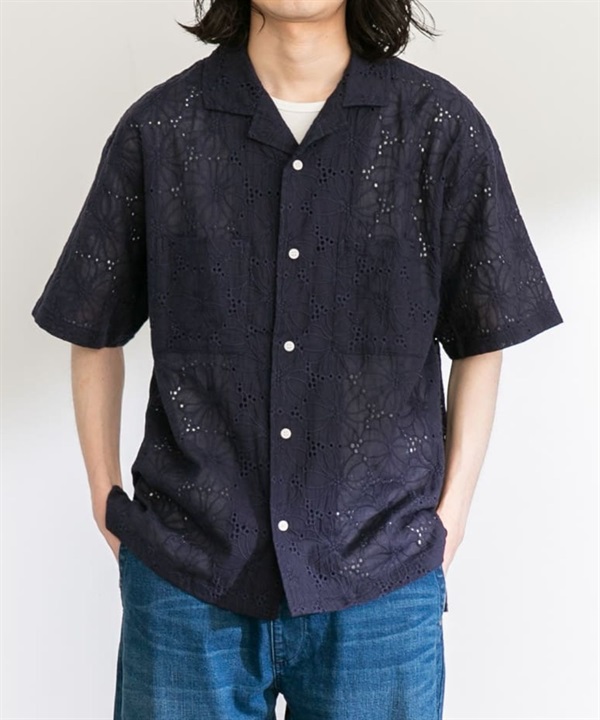蕾絲刺繡短袖襯衫
