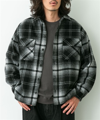 絨毛格紋雙口袋襯衫