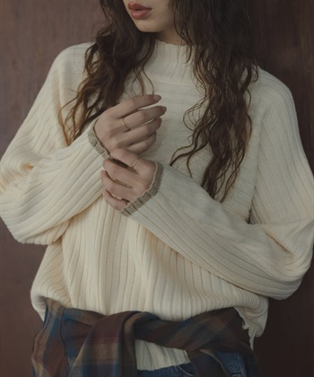 寬羅紋拼接針織衫