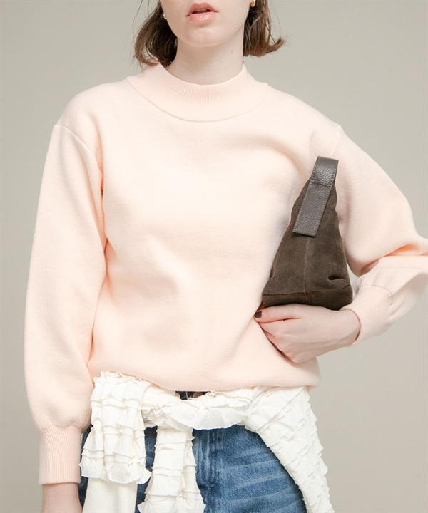 微高領休閒針織衫