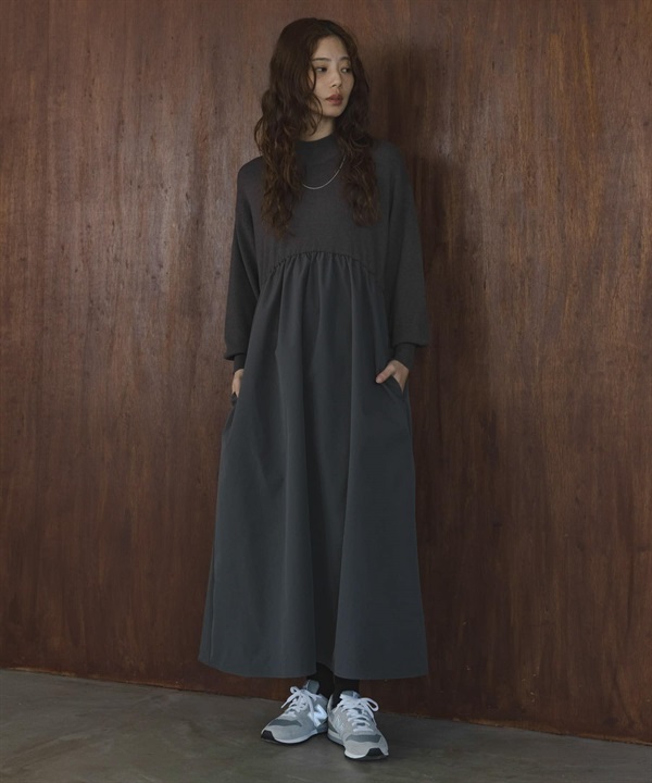 微高領拼接針織洋裝