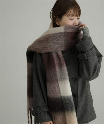 絨毛蓬鬆格紋圍巾