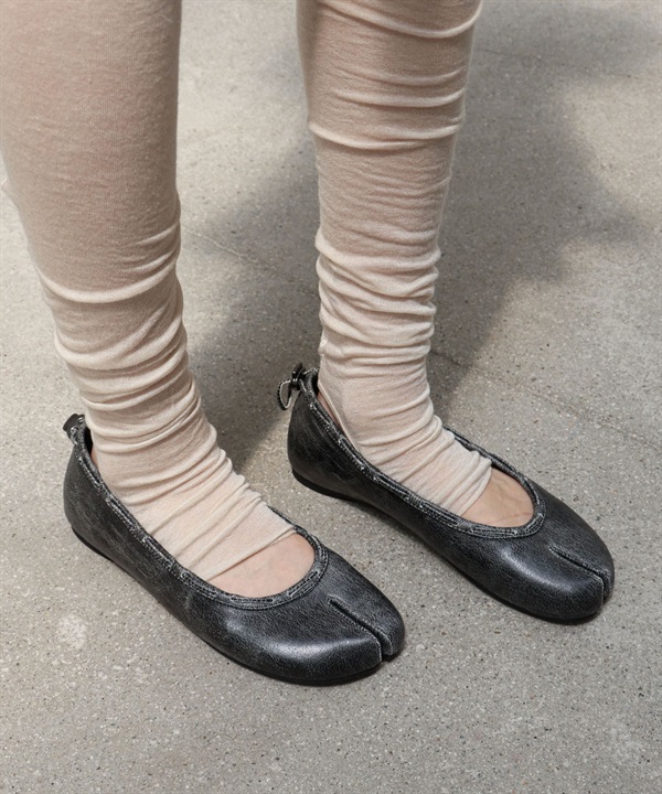 PAES / Leather String Flat Vintage Black