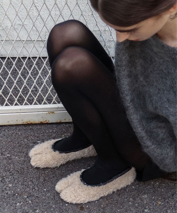 PAES / Teddy String Flat Ivory