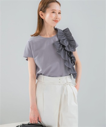 荷葉邊裝飾T恤罩衫