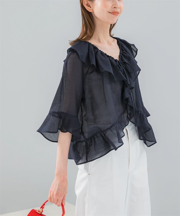 透膚荷葉邊罩衫
