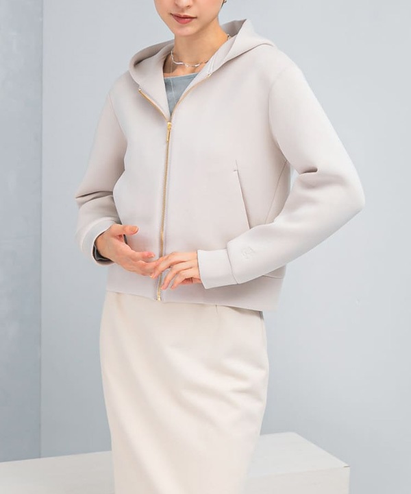 刺繡設計空氣層連帽外套