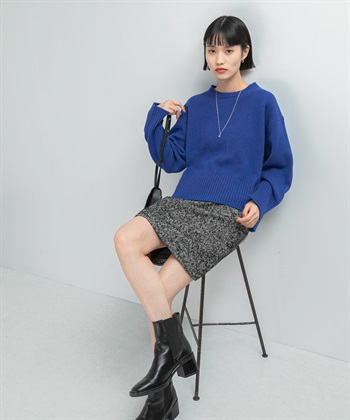 精紡羊毛背面縫線設計針織衫